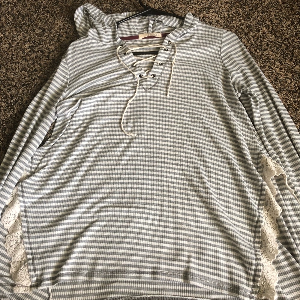 Long sleeve cross top